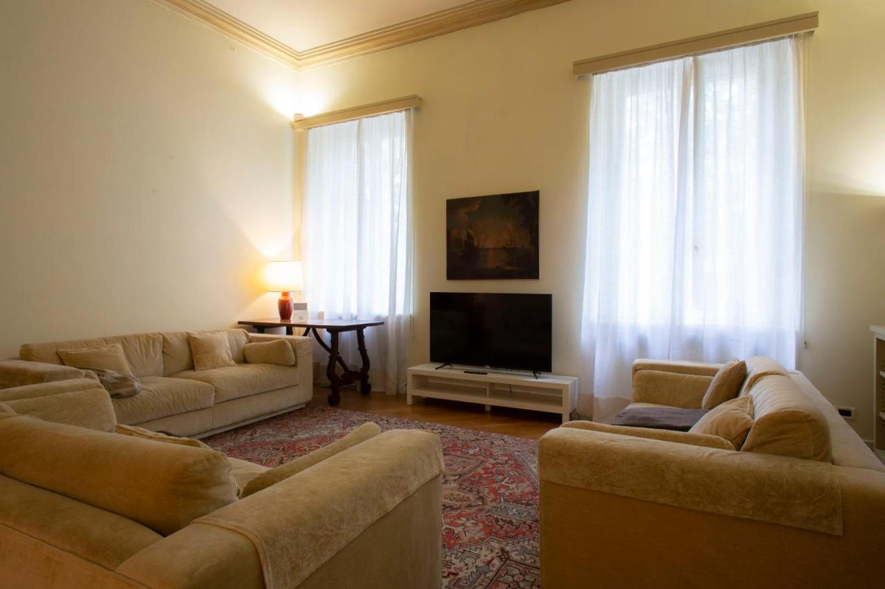 N 10, Luxury Turim Exterior foto