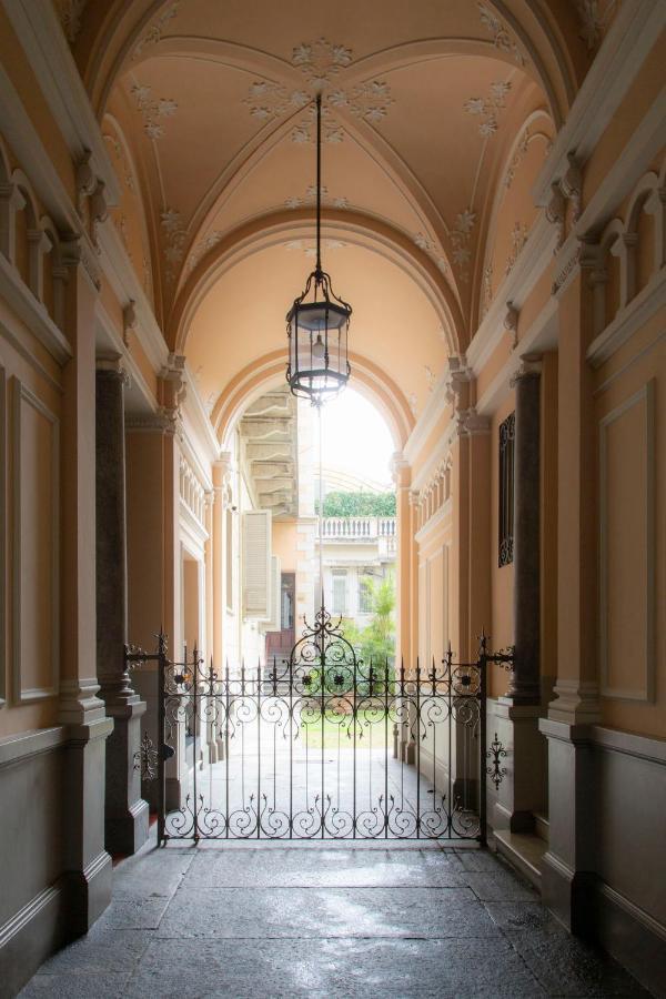 N 10, Luxury Turim Exterior foto