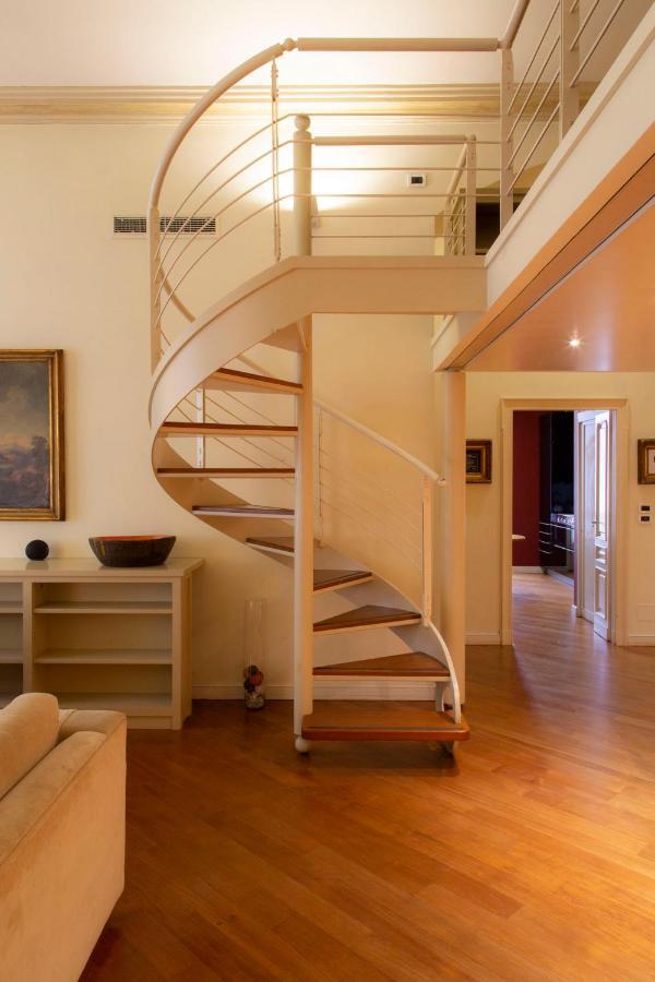 N 10, Luxury Turim Exterior foto